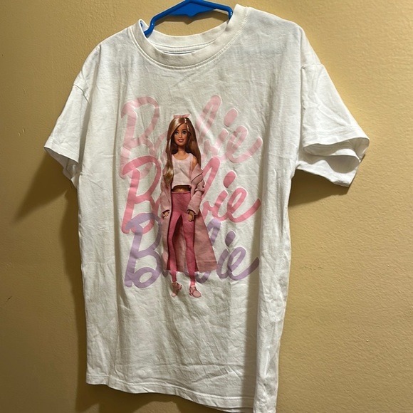H&M White Barbie Graphic T-Shirt with biker shorts set - Picture 1 of 3